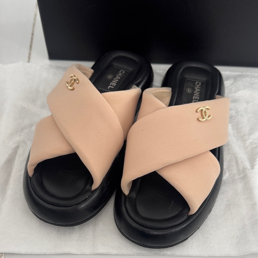 CHANEL Women's Black and Cream Sandals with Gold Accents